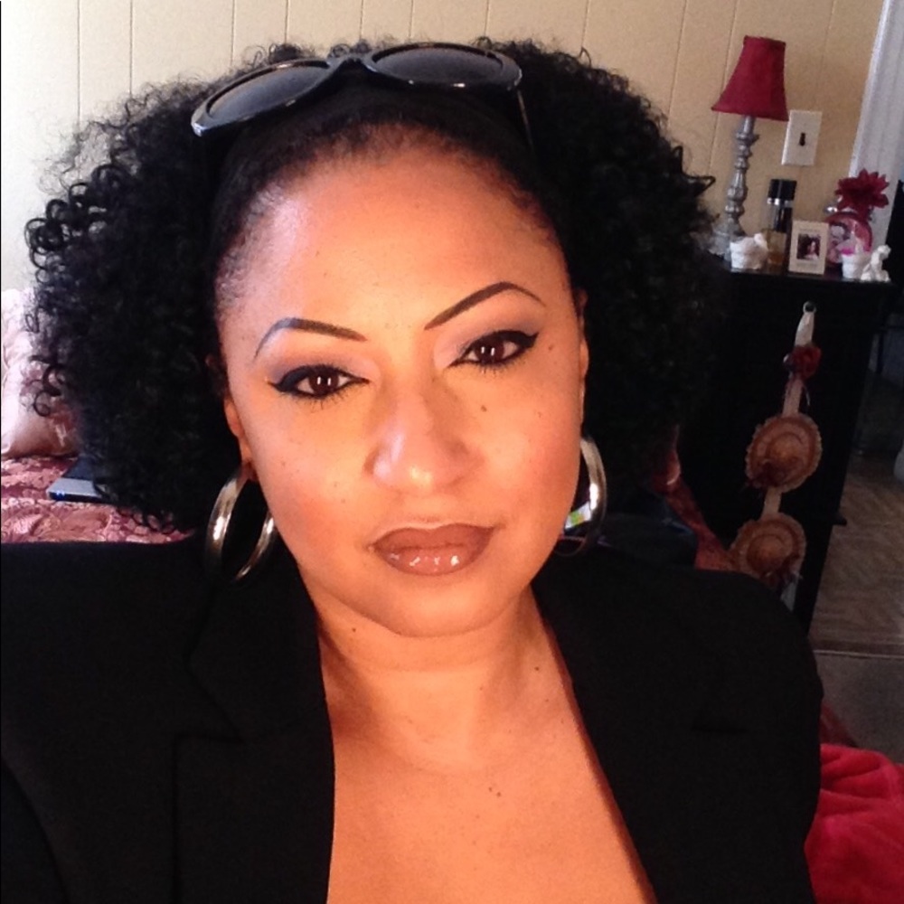 Meet your Posher, Andrea